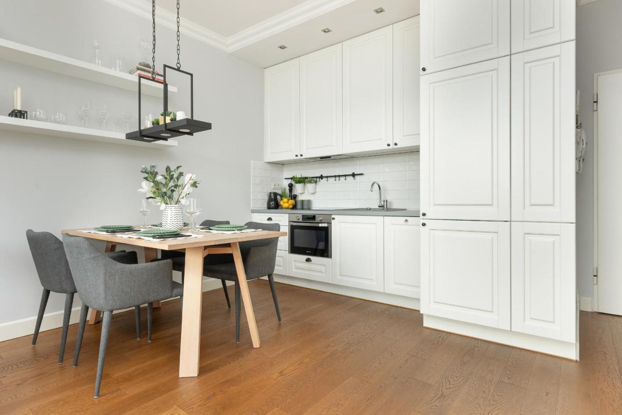 Cozy Apartment Gieysztora Wilanow By Noclegi Renters Варшава Екстер'єр фото