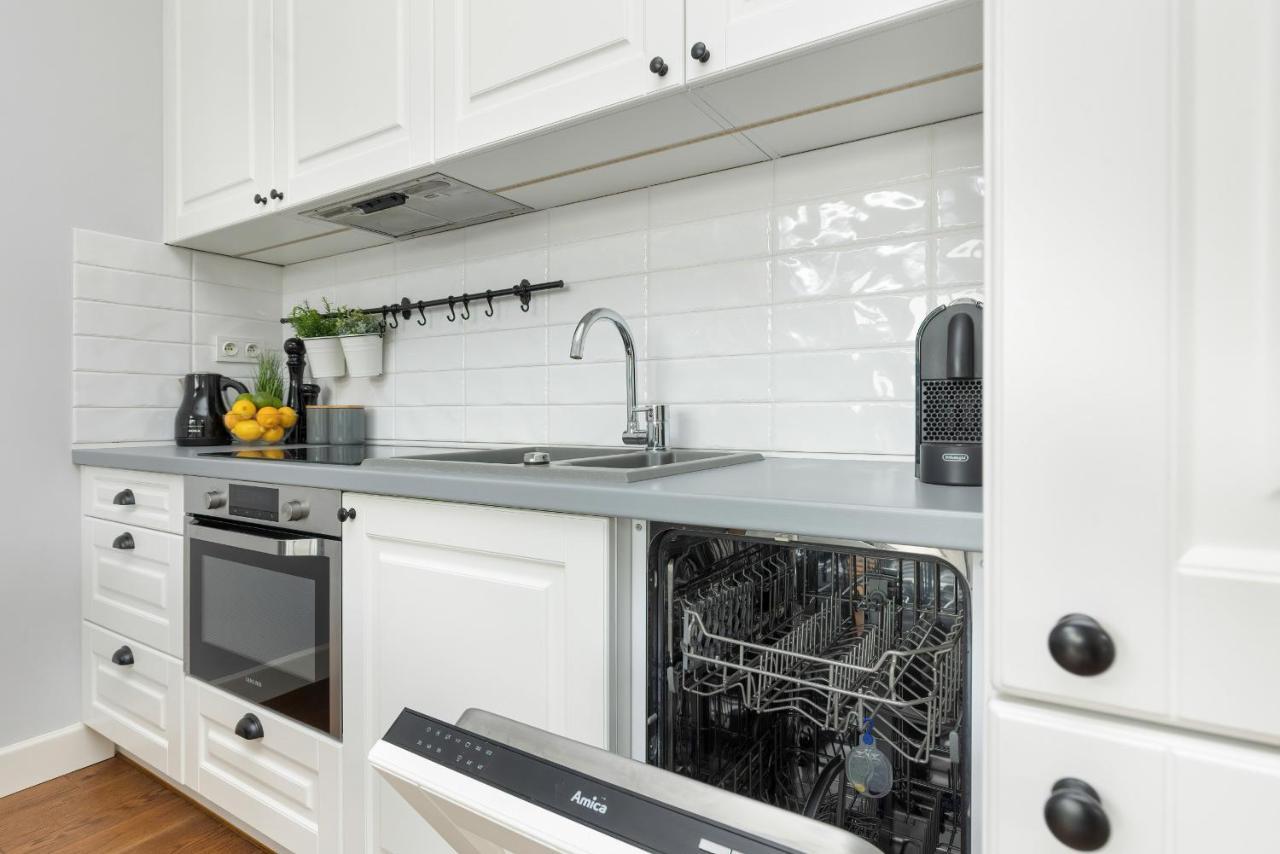Cozy Apartment Gieysztora Wilanow By Noclegi Renters Варшава Екстер'єр фото