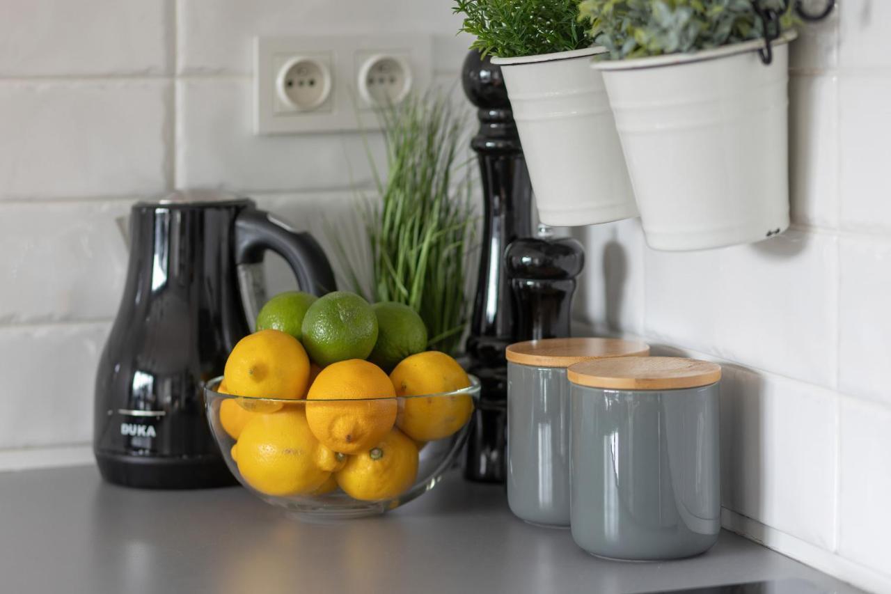 Cozy Apartment Gieysztora Wilanow By Noclegi Renters Варшава Екстер'єр фото