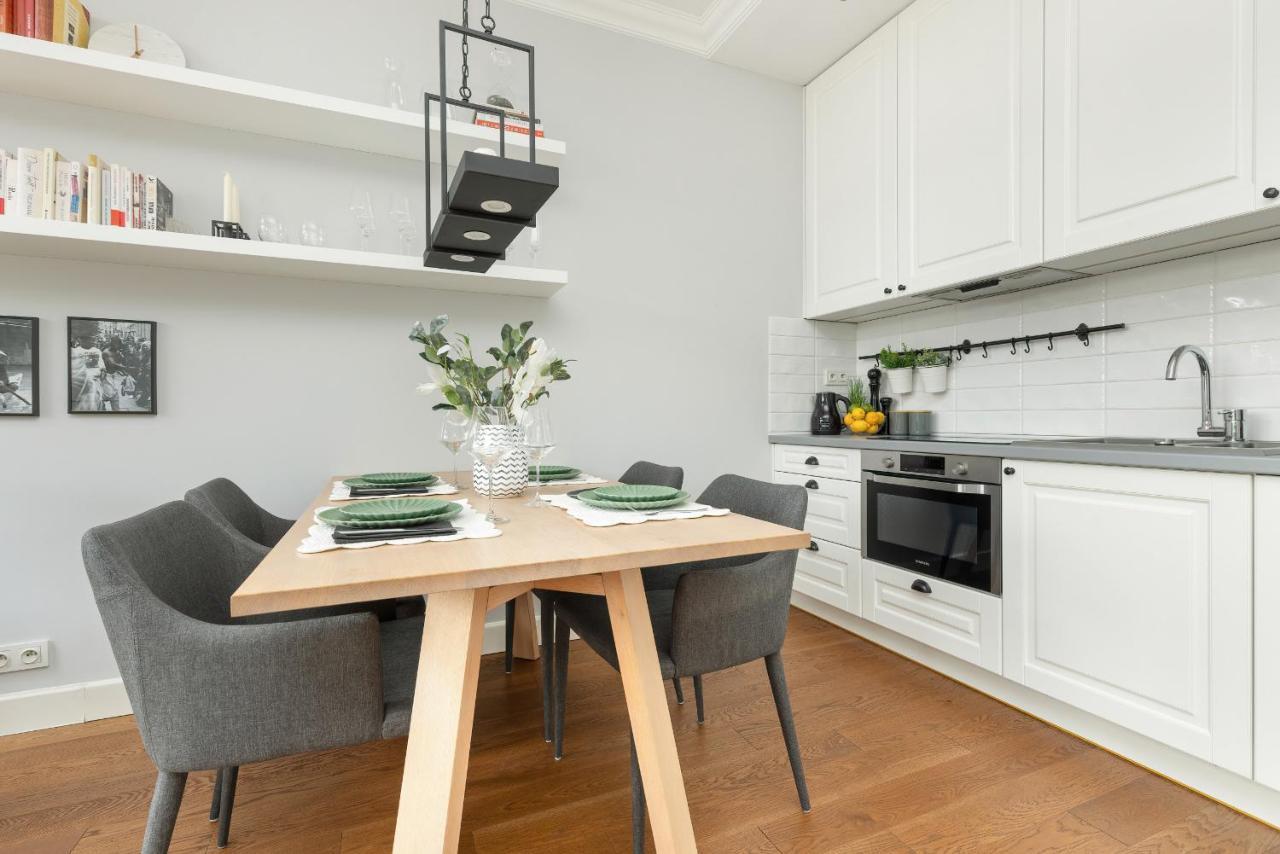 Cozy Apartment Gieysztora Wilanow By Noclegi Renters Варшава Екстер'єр фото